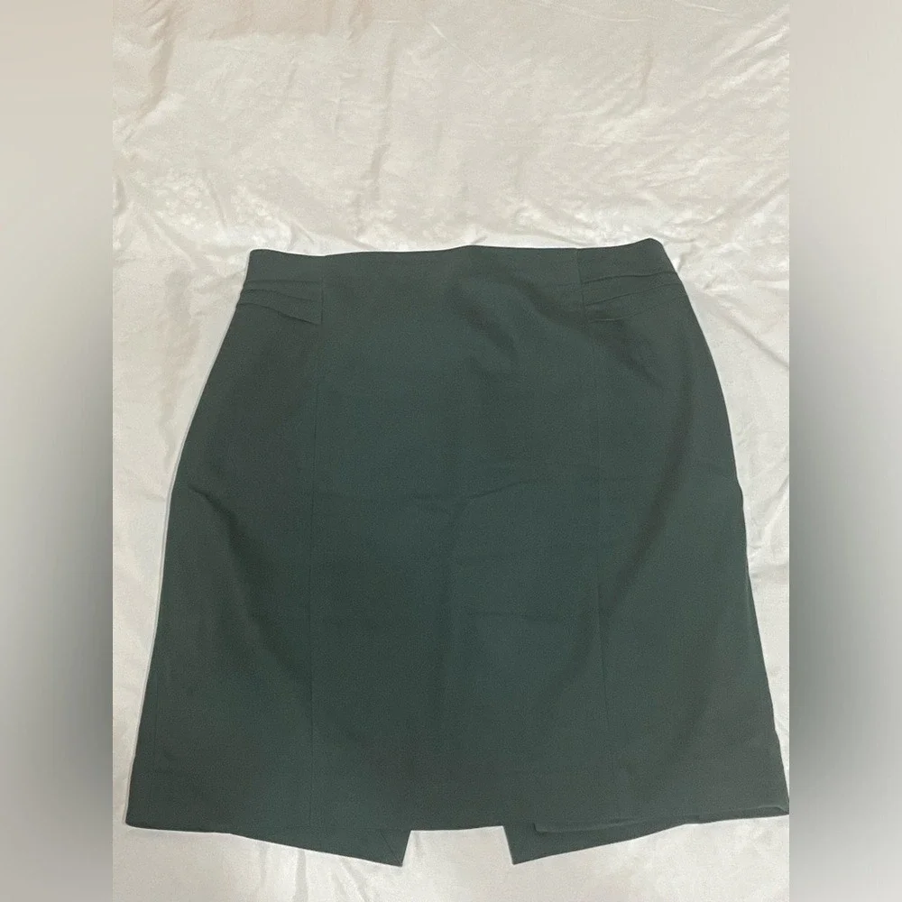 Express Skirt‎ Womens Skirt- Green